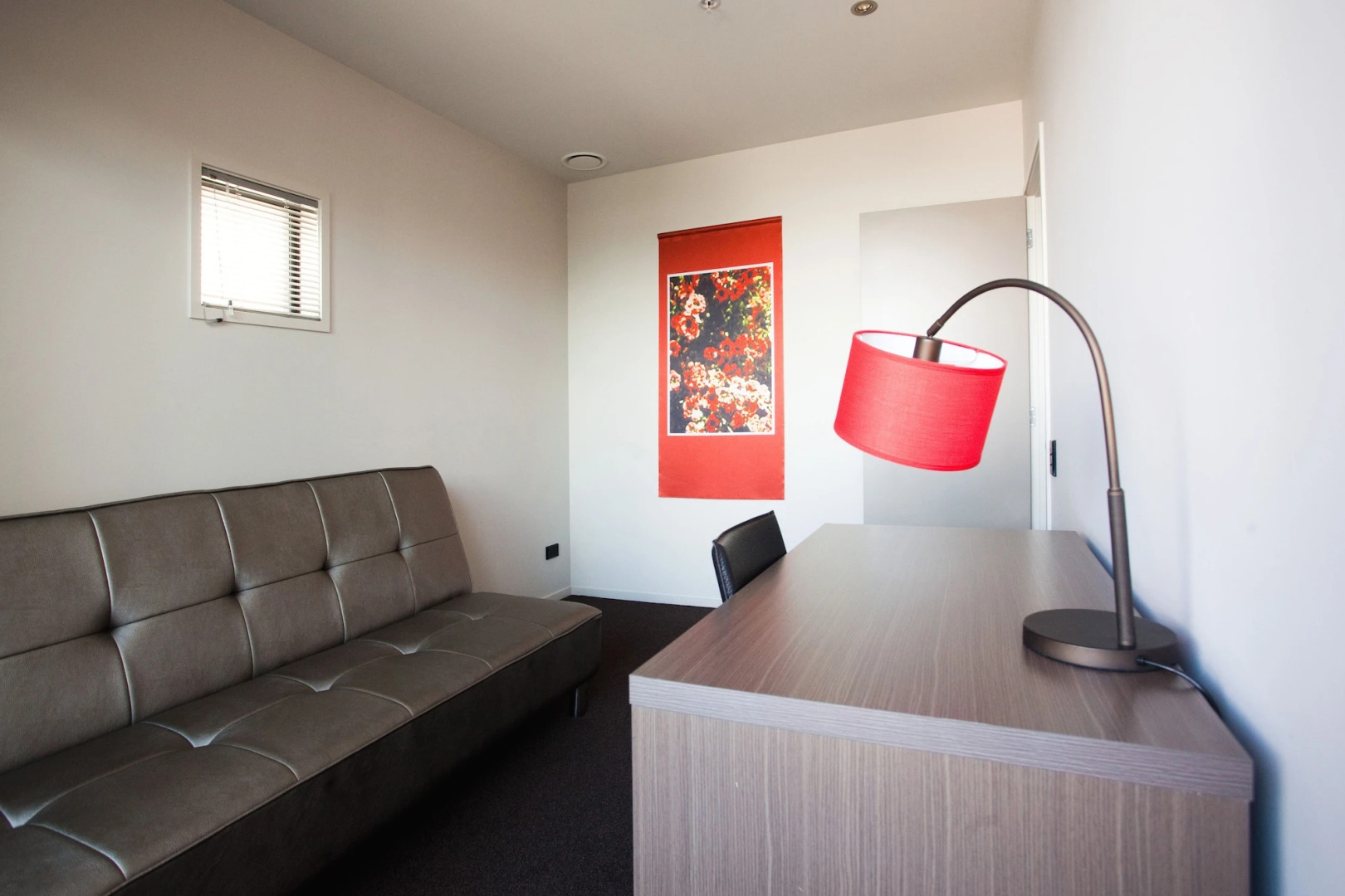 Celestion Waldorf Apartments Hotel