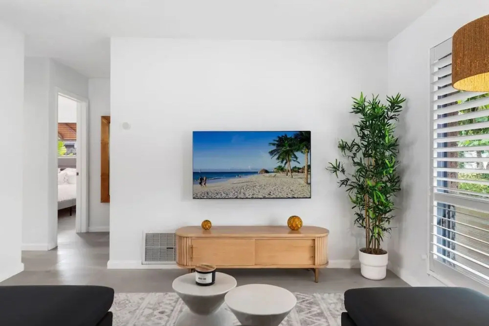 Oasis Backyard With Heated Pool Oakland Park