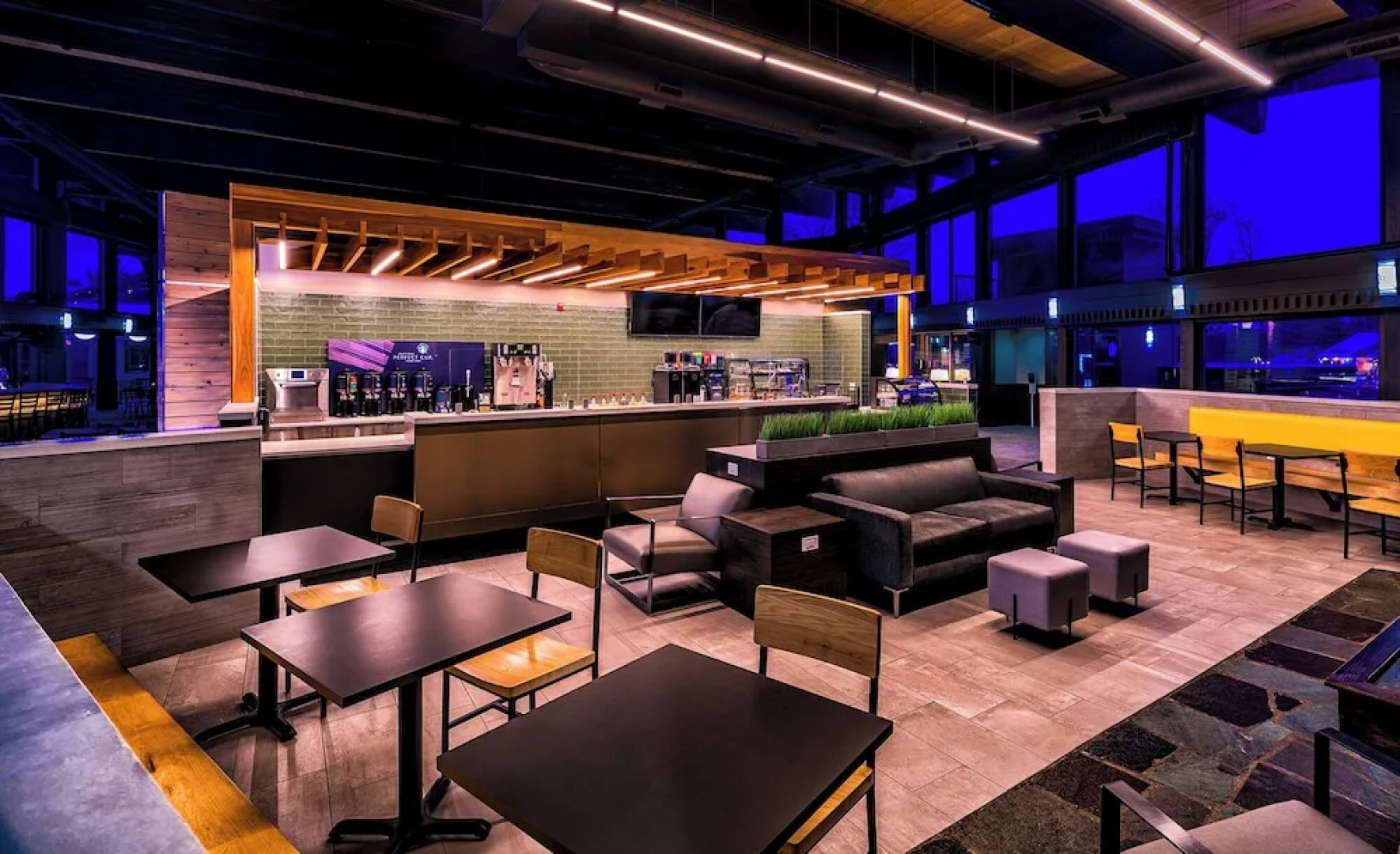 The Lakeview Hotel, Shanty Creek Resort