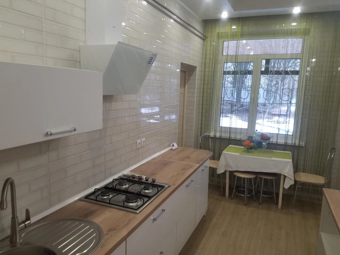 Коттедж Apartments by the river (Апартменс бай зе ривер)