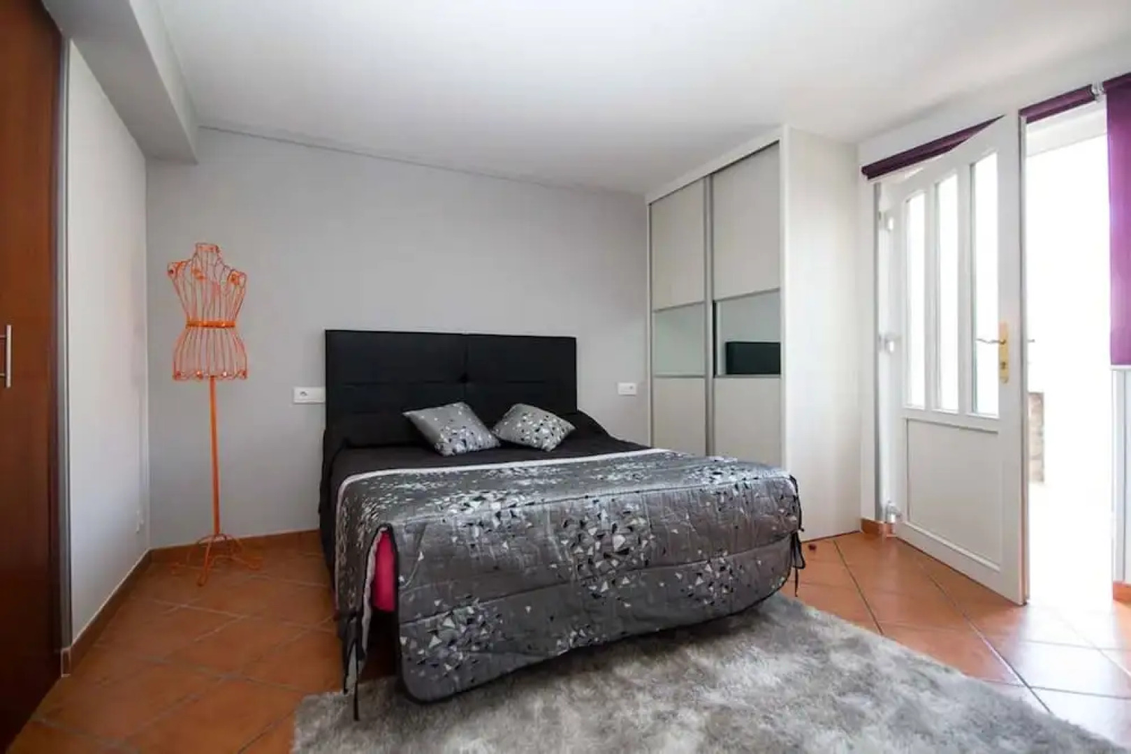 Studio Apartment 107750