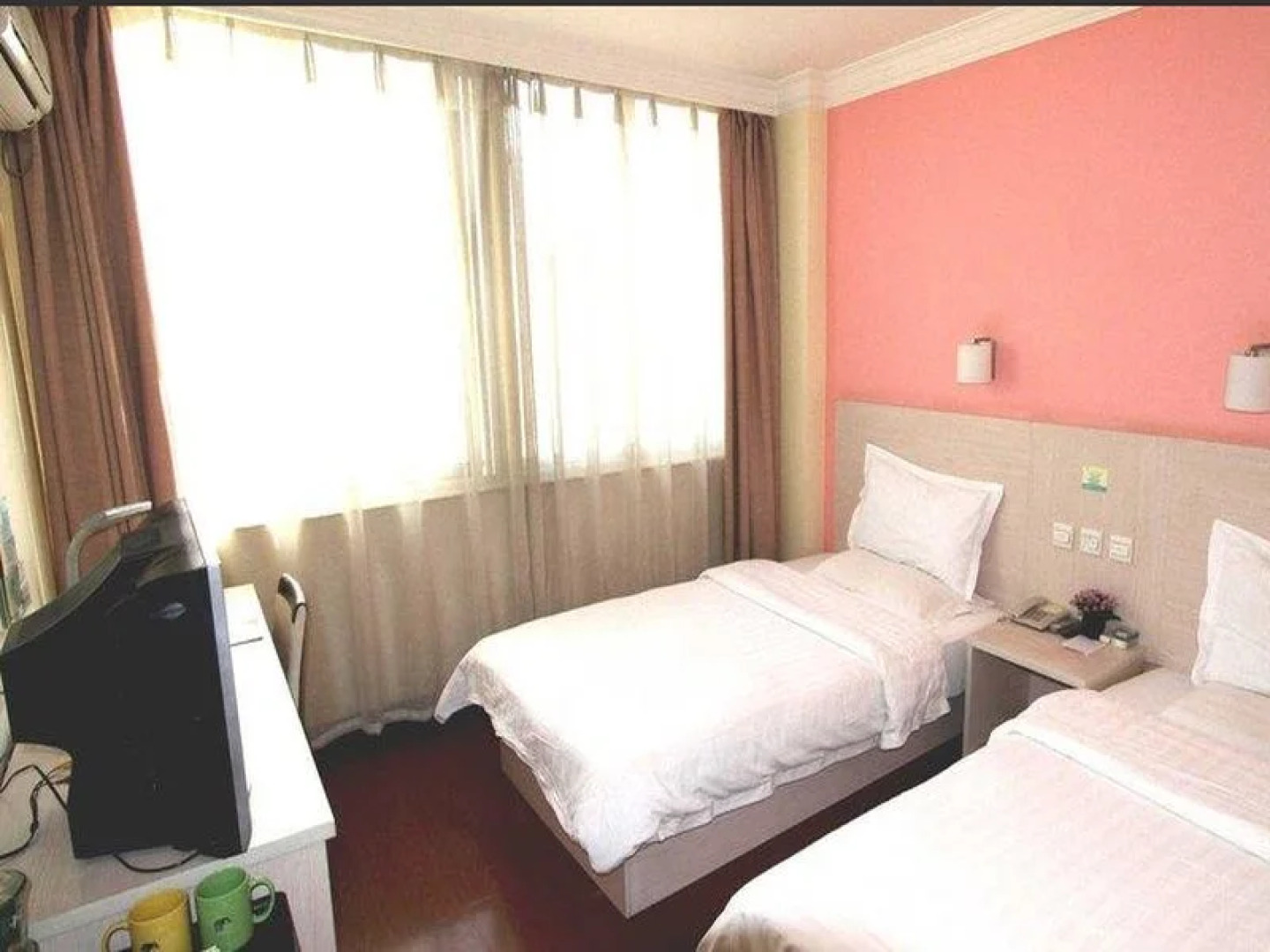 Kunming Yunmei Hotel (Nanping Pedestrian Street)