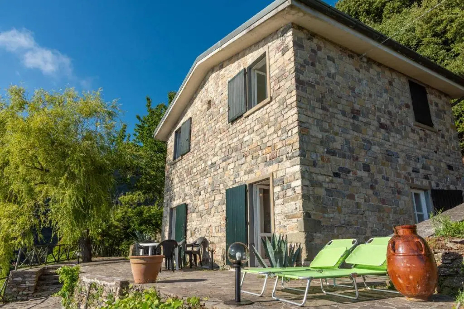 Sunset in the sea by Arbaspàa