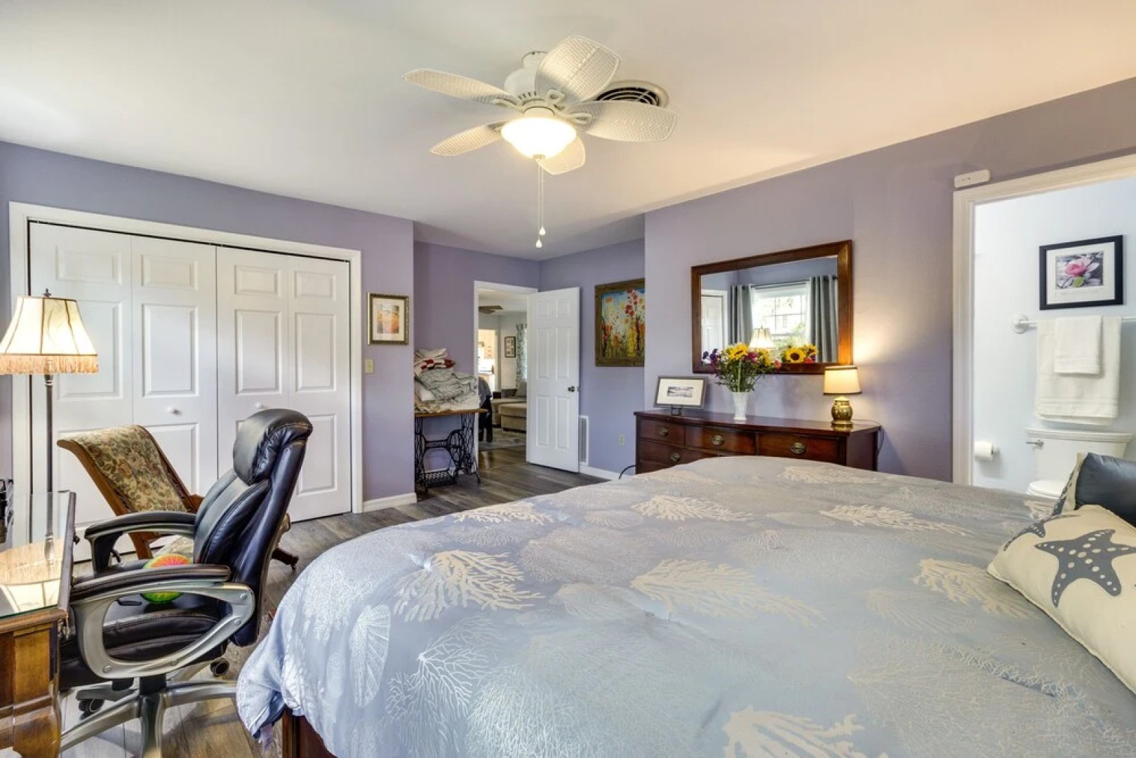 Walk to Lakes! Tropical Escape in Mount Dora