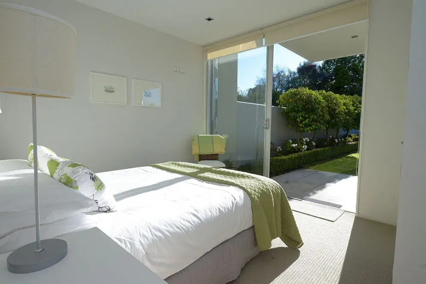 One Ten 4 Apartment by Luxury Lakeside Accommodation