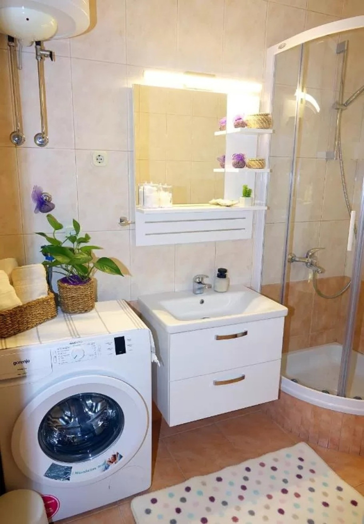 Apartment Ljubav - with parking : A1 Makarska, Riviera Makarska