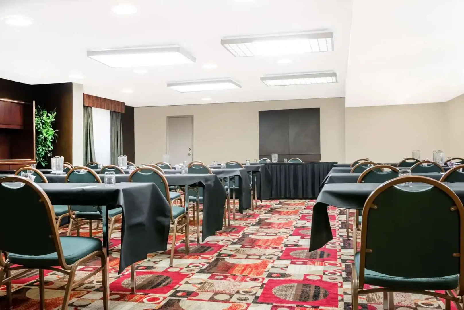 Ramada Conference Center Of Lexington