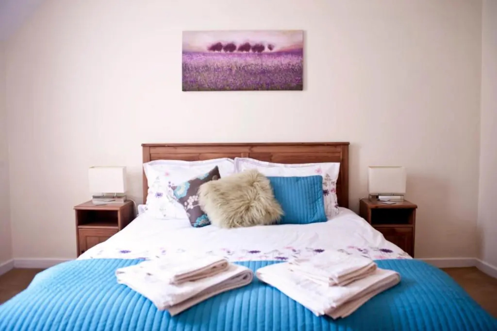 Bryn Melyn Farm Cottages- 5 Luxury Cottages In A Stunning Setting with Wood Fired Hot Tub