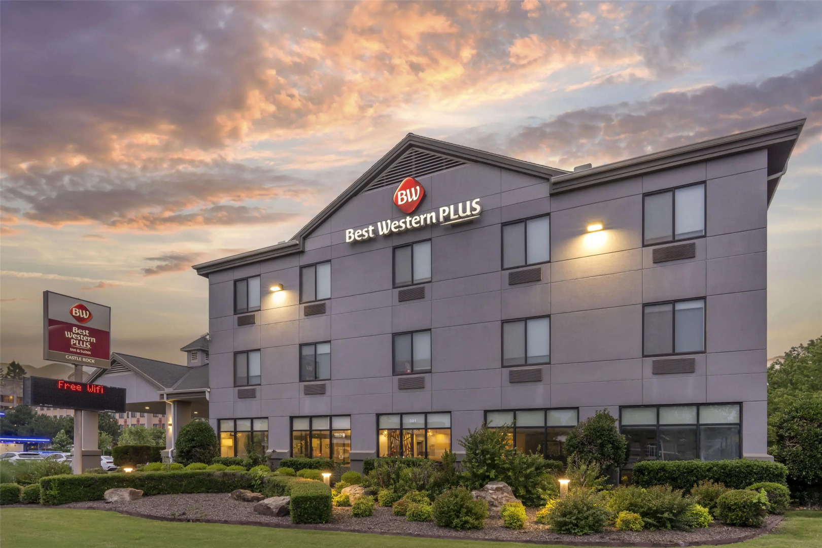 Best Western Plus Castlerock Inn & Suites