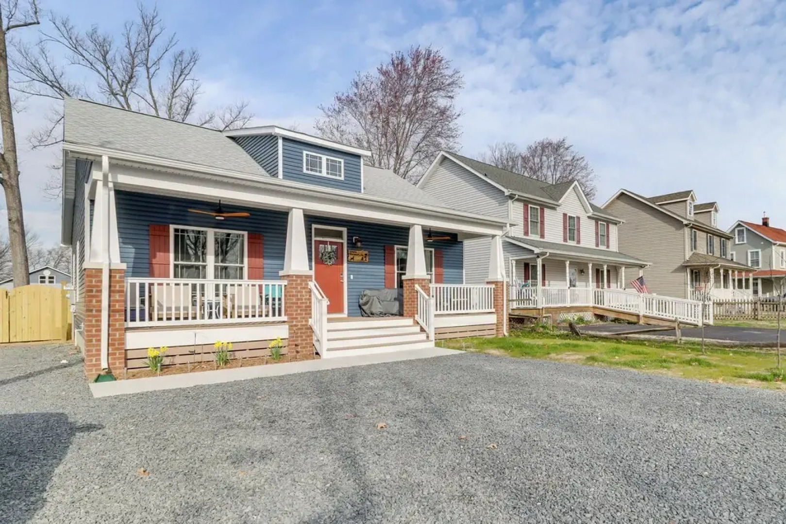 Walk to Bay: Home w/ Fenced Yard in Colonial Beach