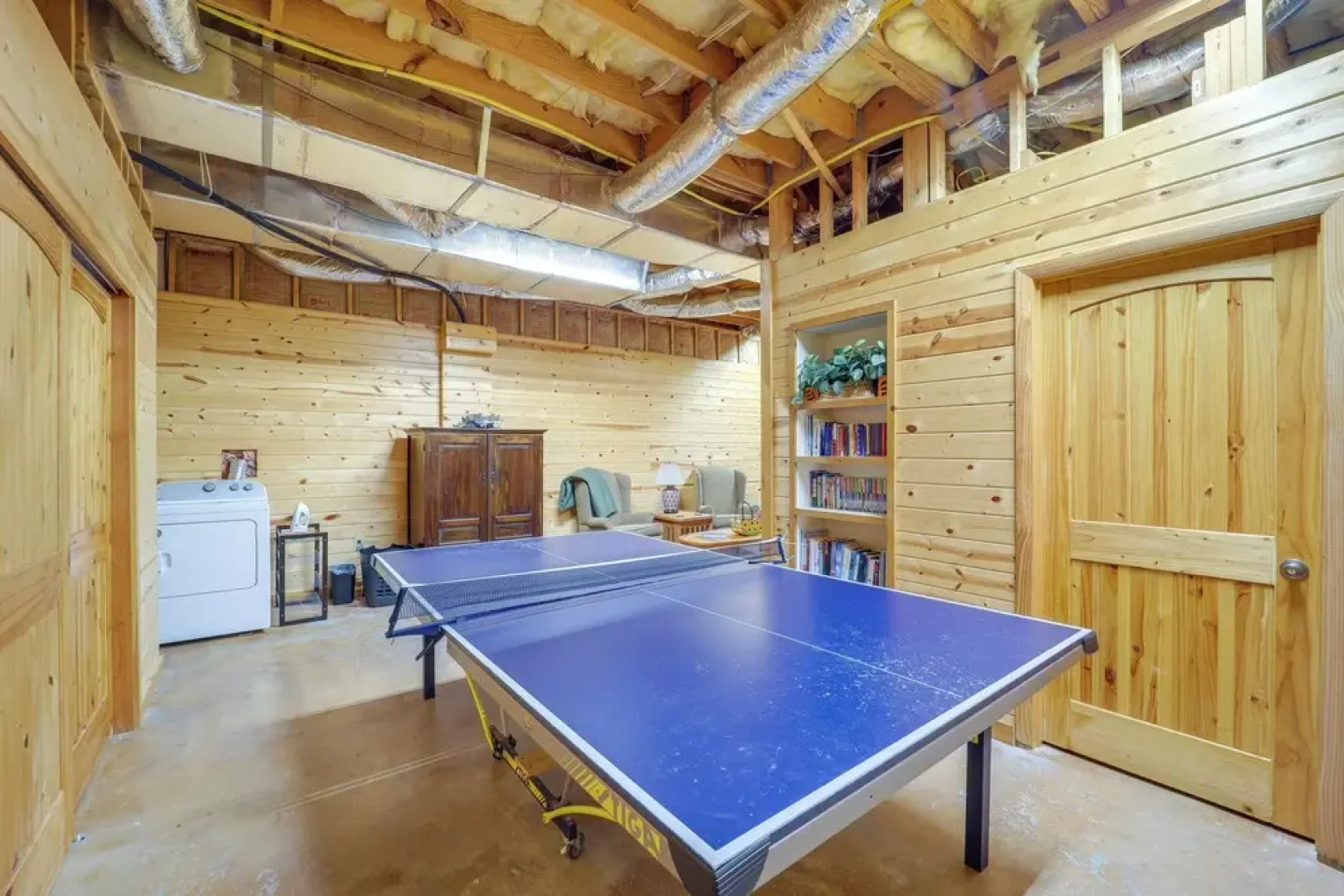 Cabin on 22 Acres w/ Patio - 3 Mi to Blowing Rock!