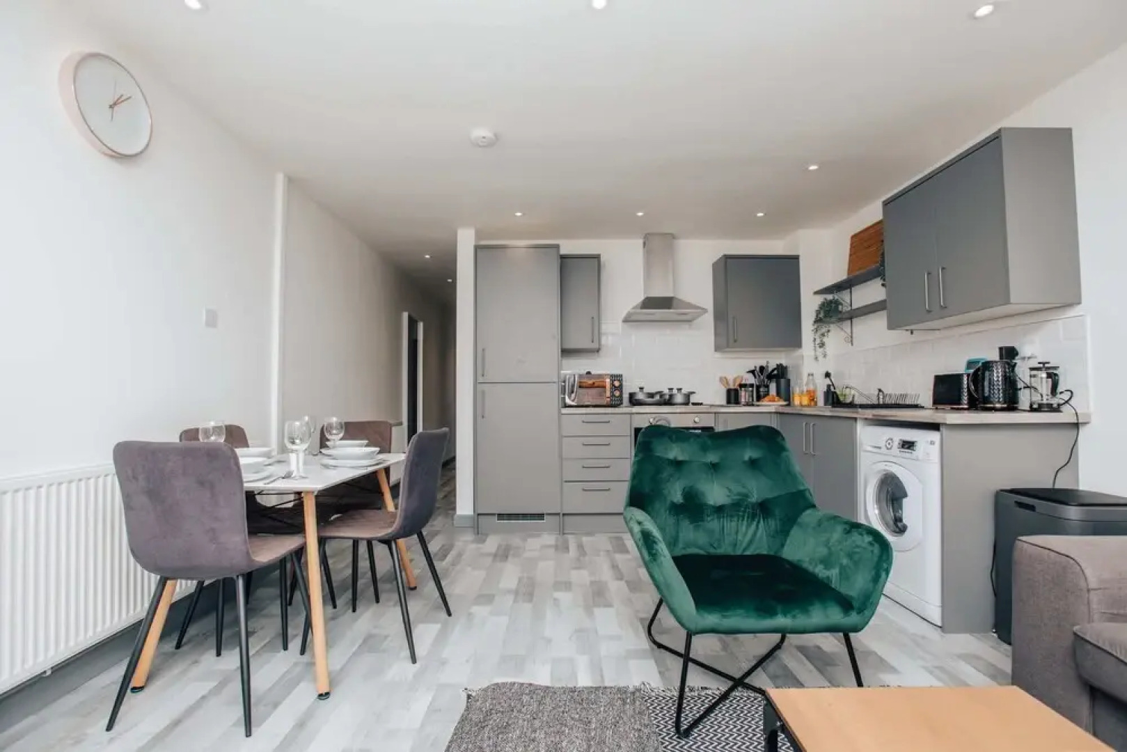 Stunning 3 BD Townhouse IN Tipton-15 Mins TO Bham