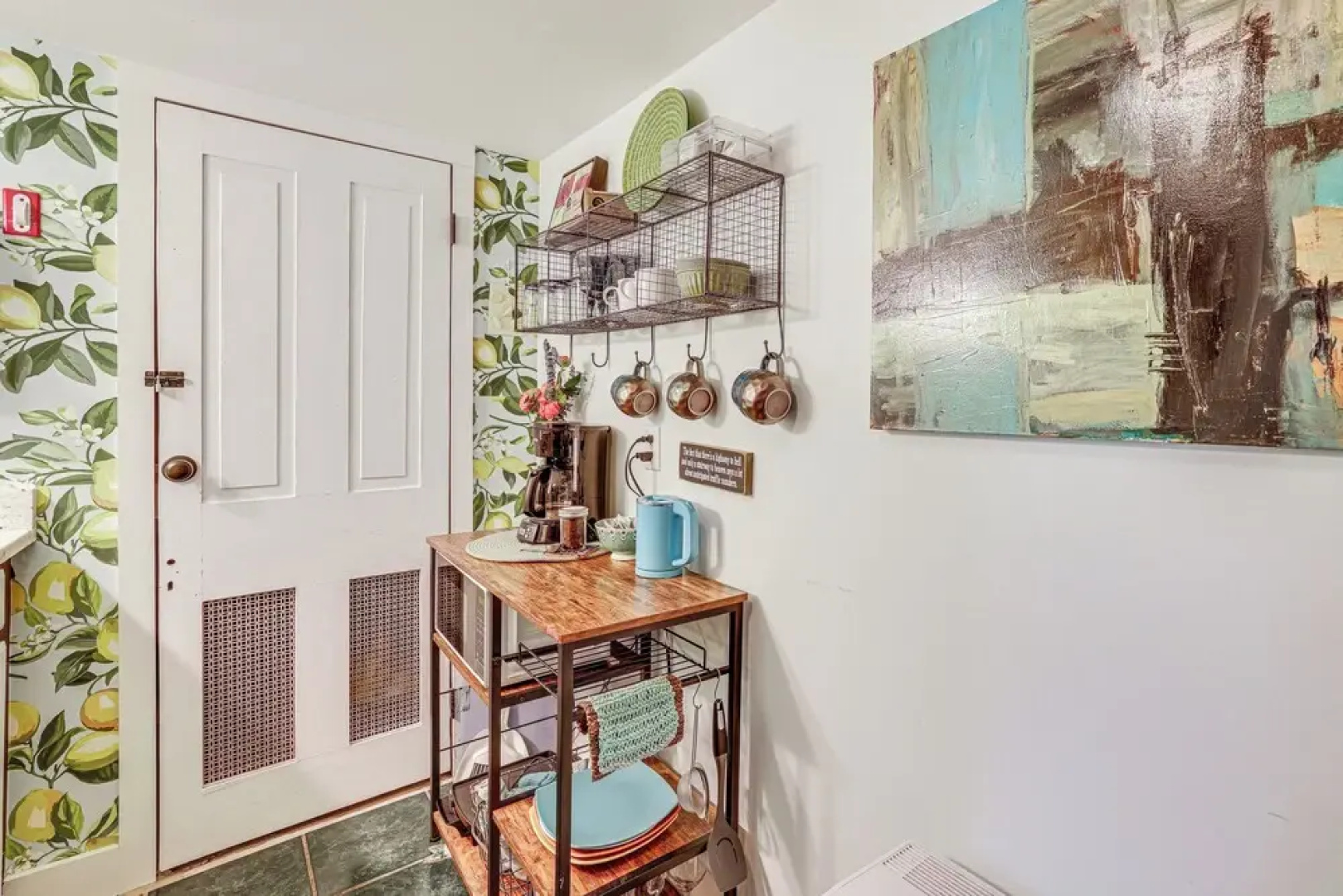 Charming Getaway < 1 Mi to Downtown Lambertville!