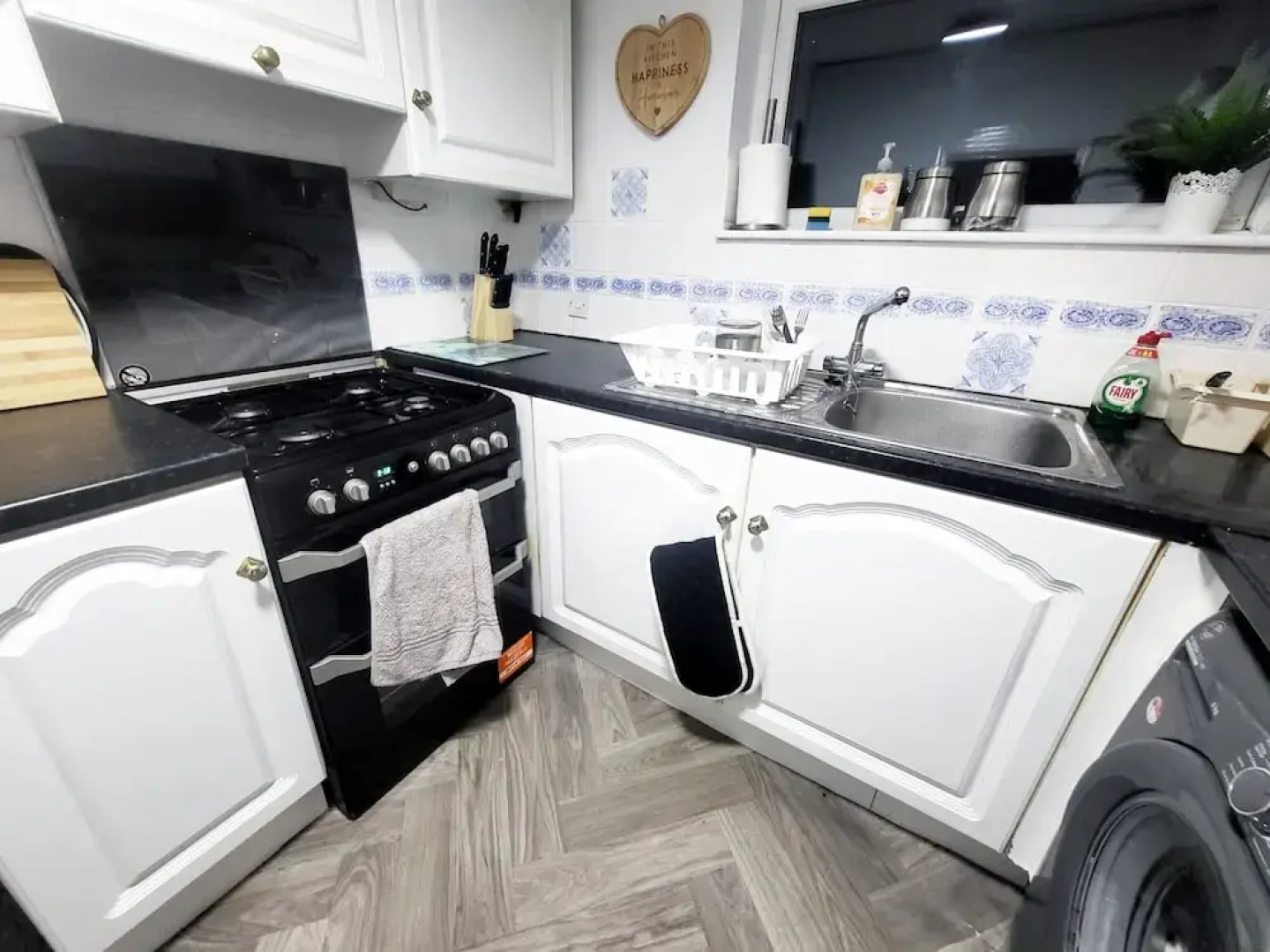 Comfortable Stay - Ivor St