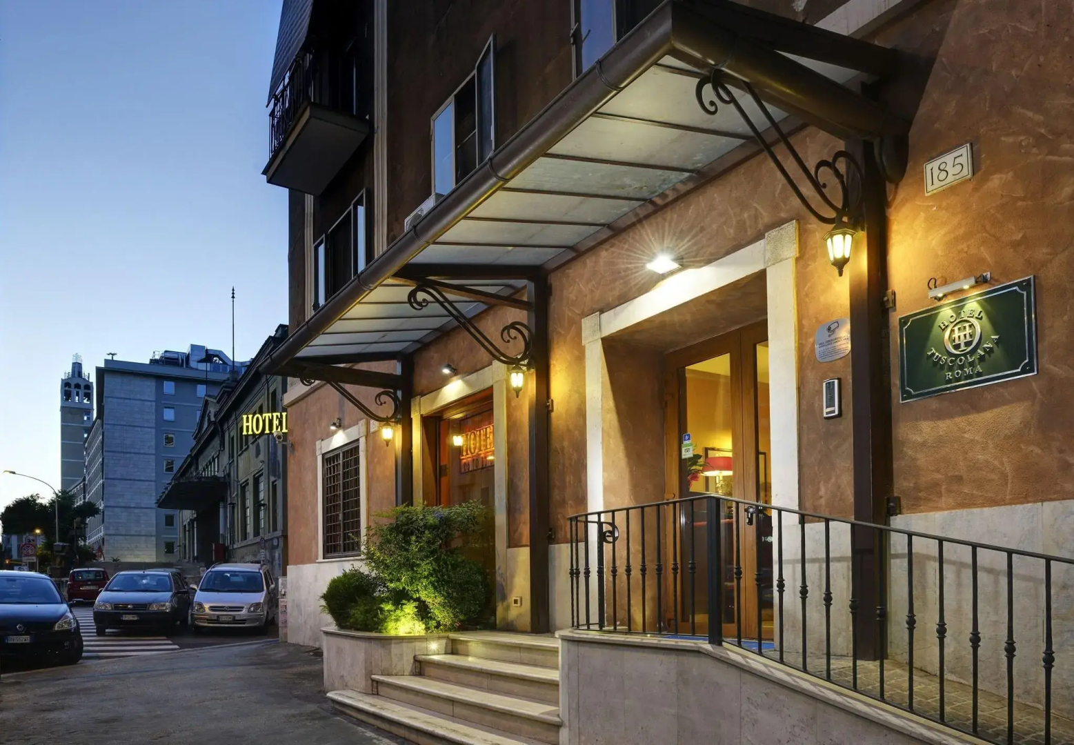 Hotel Tuscolana
