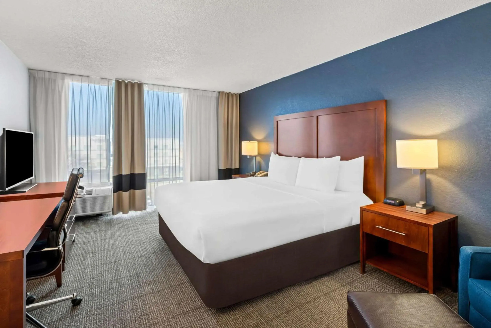 Comfort Inn & Suites Omaha Central