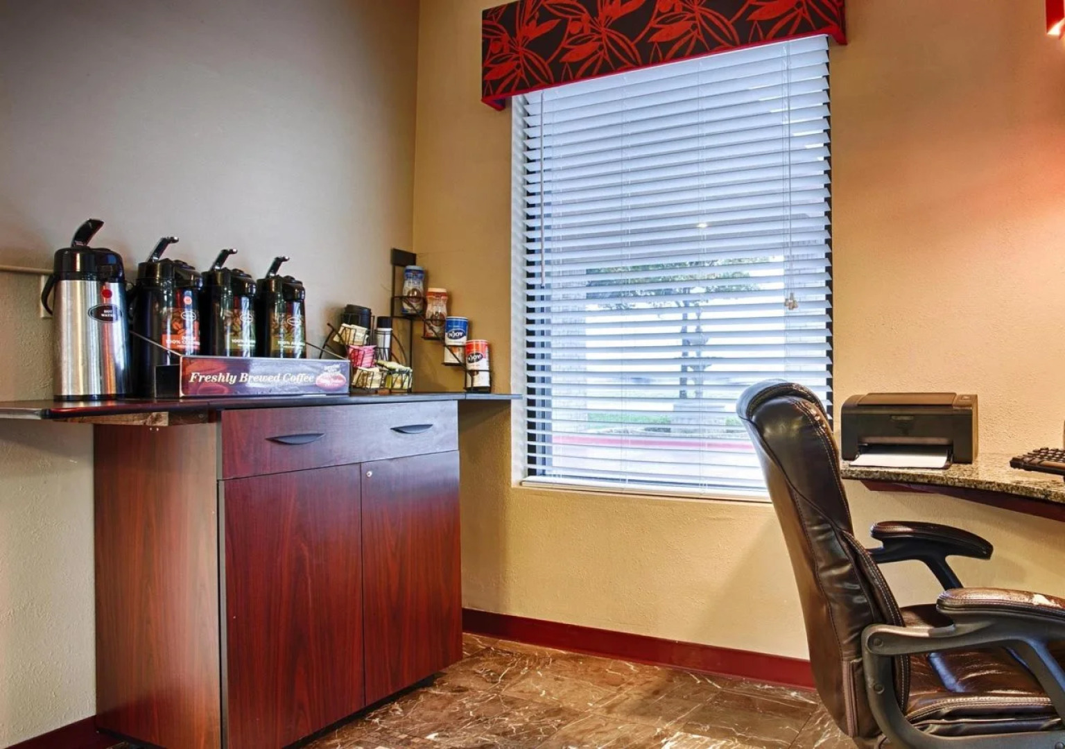 Days Inn by Wyndham Round Rock