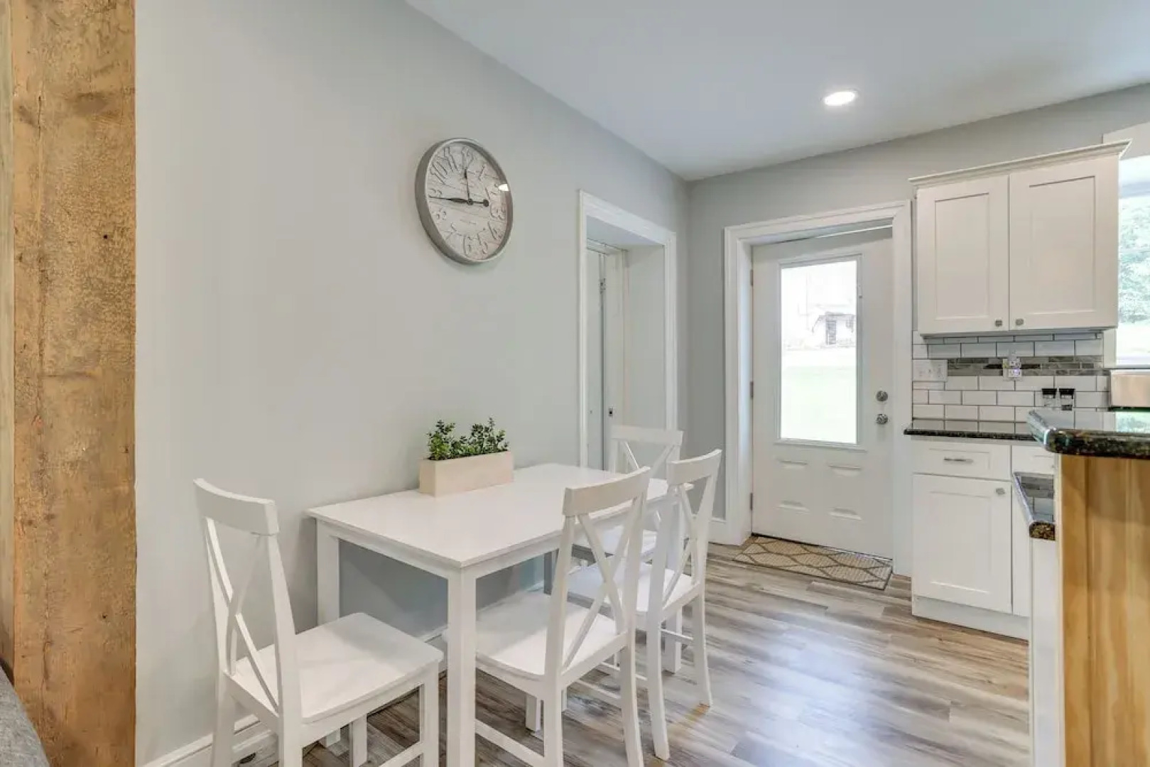 Large Historic Home in Pennsylvania Dutch Country!