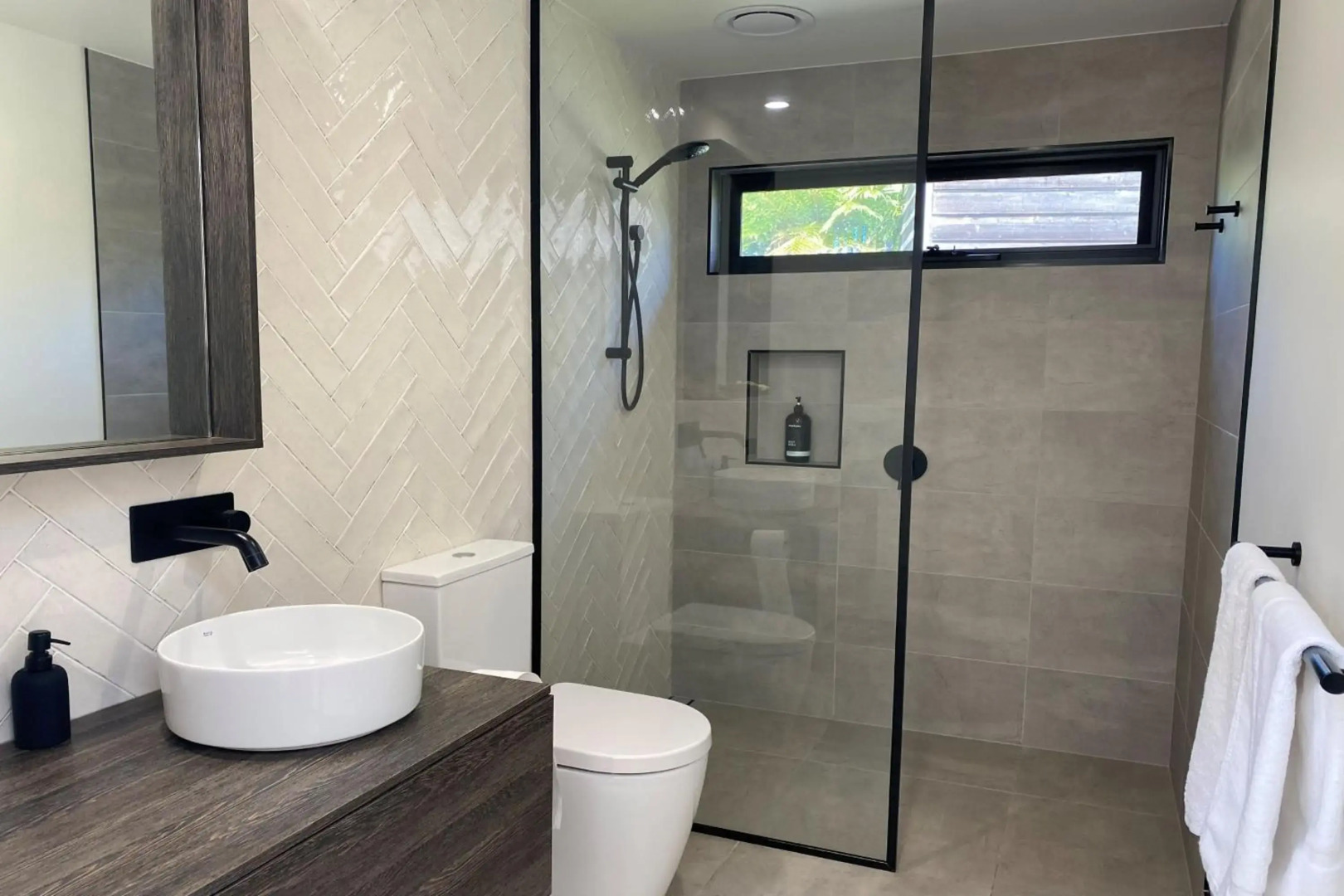 HIDDEN HAVEN Binalong Bay