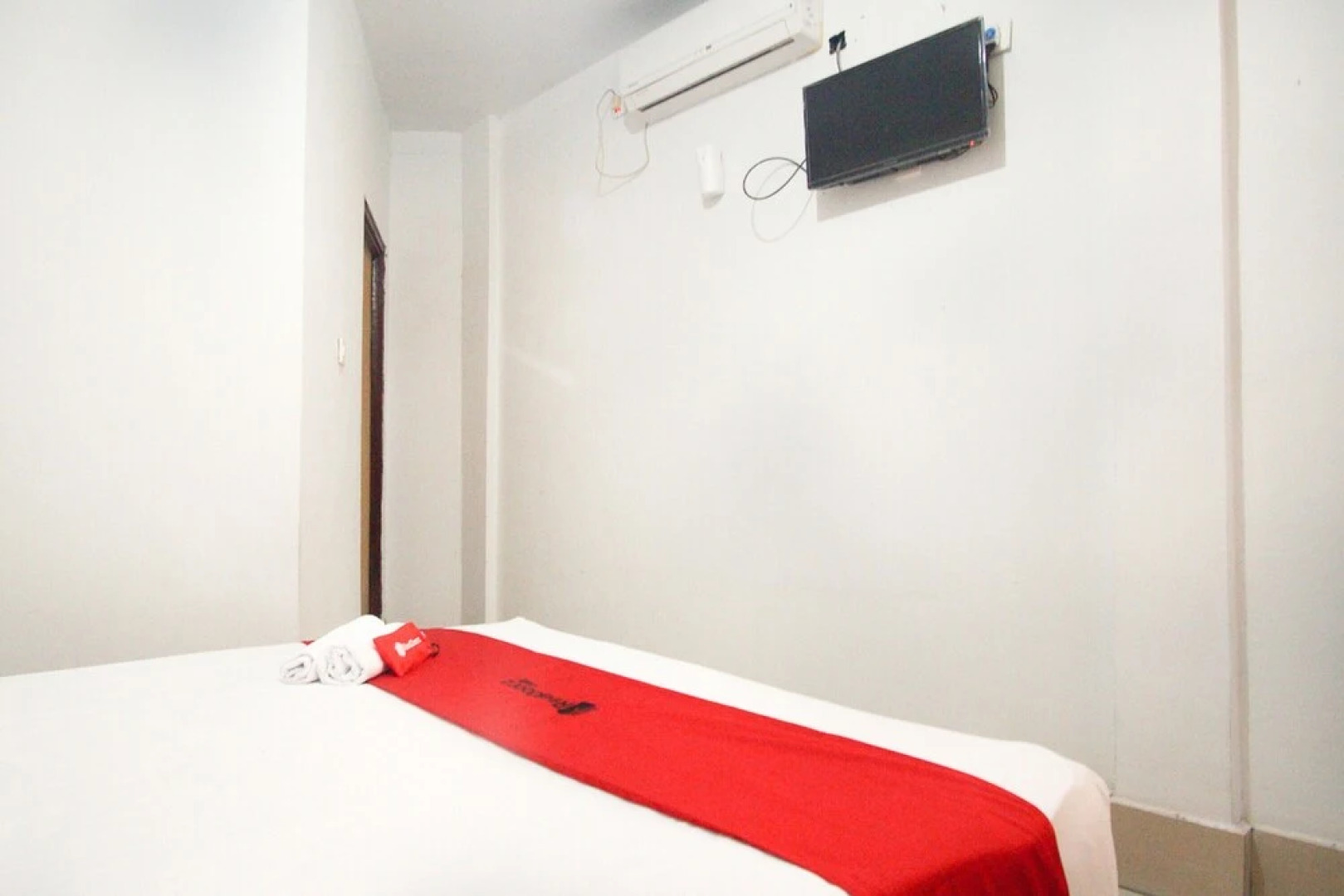 Bio Net Hotel by RedDoorz