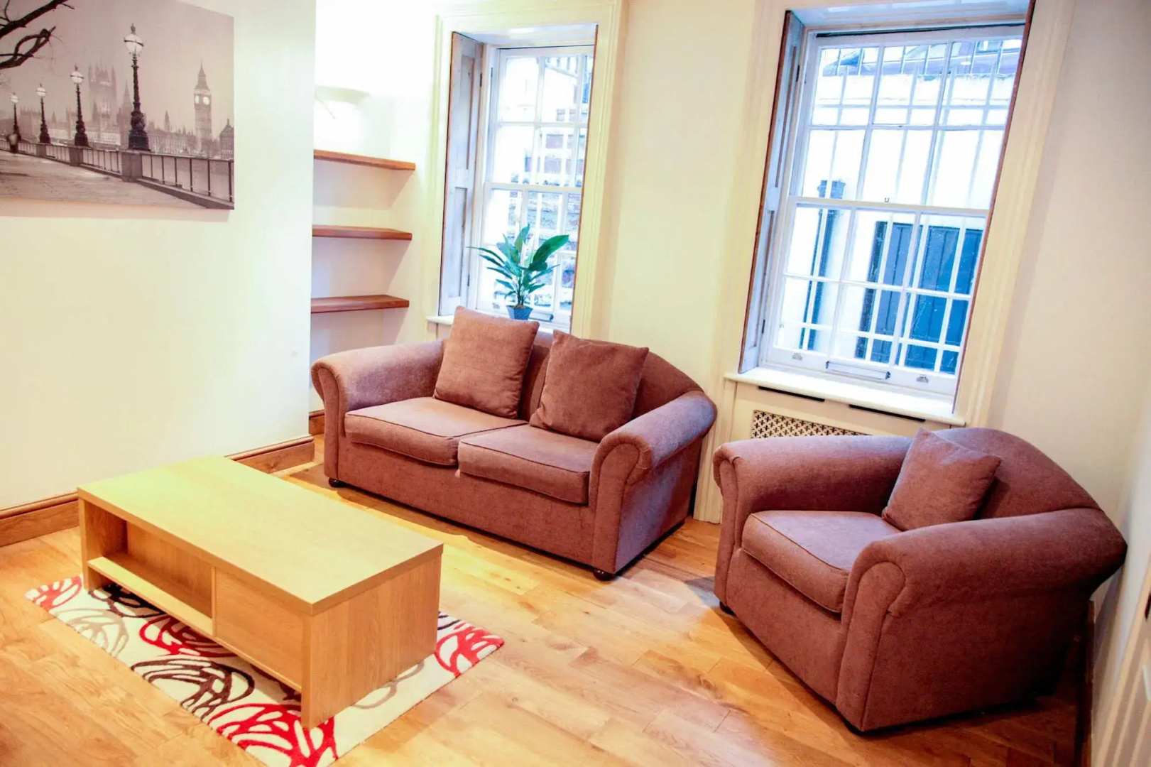 Club Living - Hyde Park Apartments