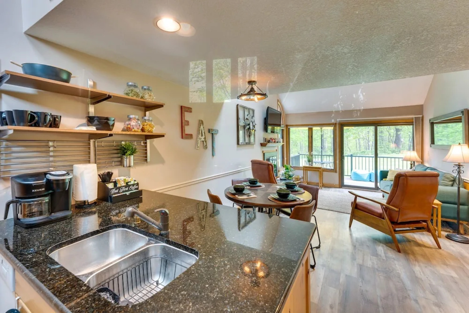 Galena Retreat: Shopping, Owners Club & Skiing!