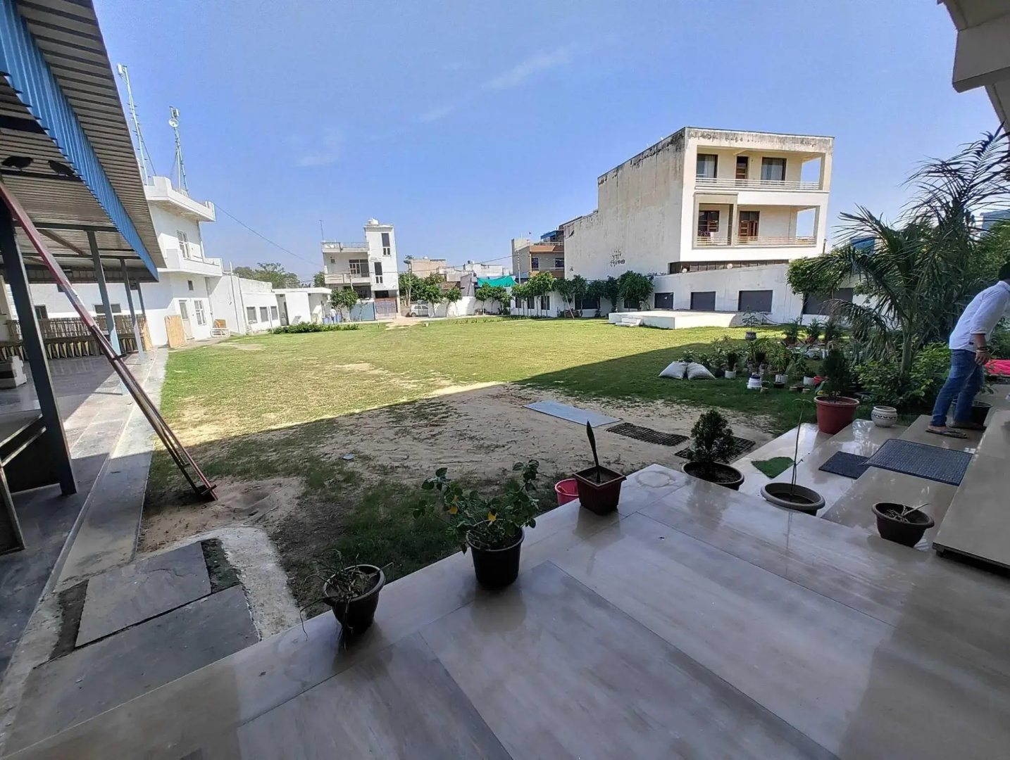 Hotel Ru And Banquet Hall By OYO Rooms