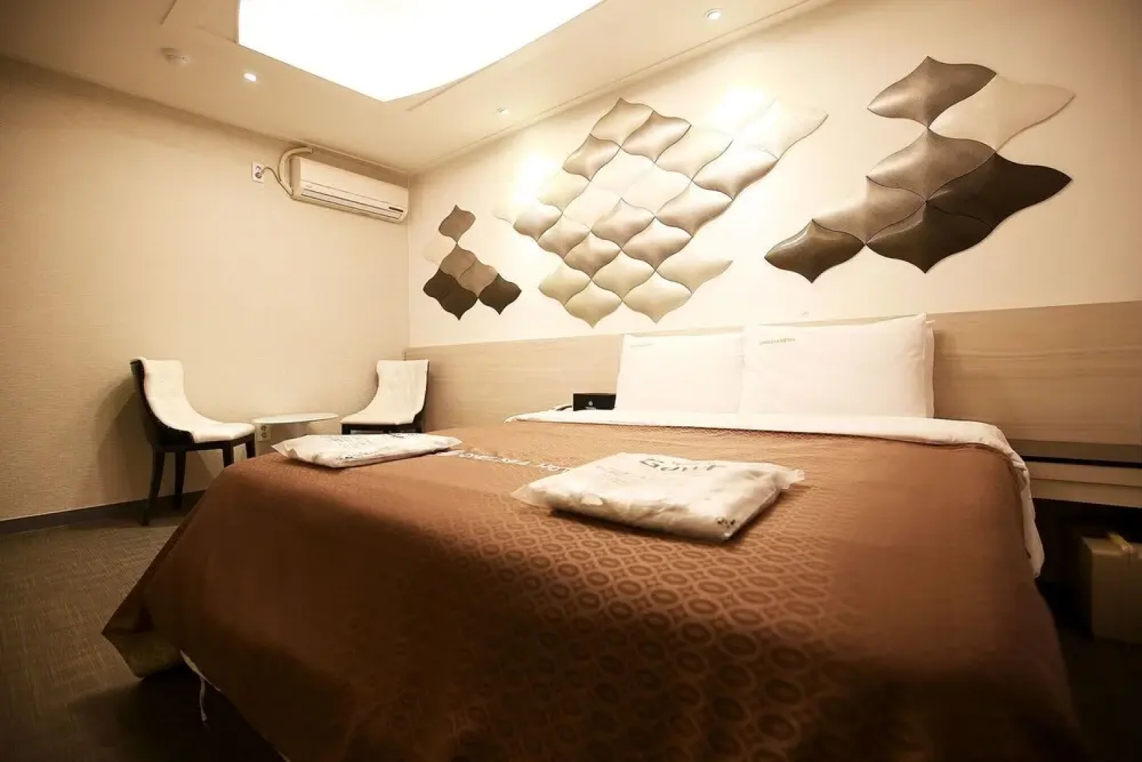 Asan Urban Brown Hotel