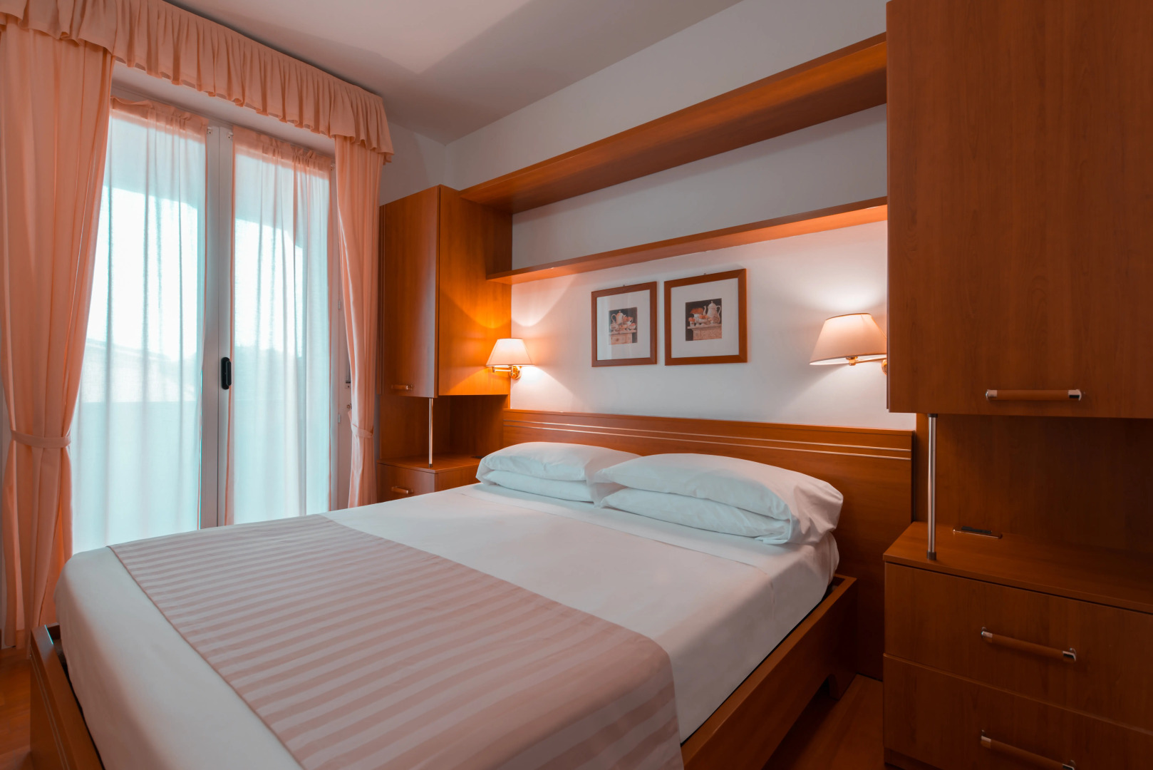 Отель Loano 2 Village