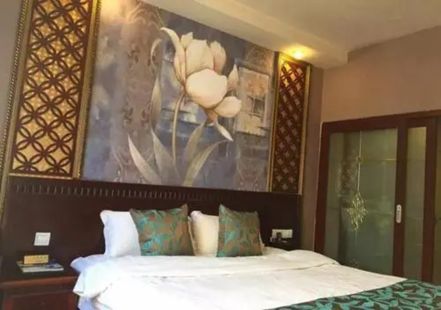 Jinli Holiday Hotel - Emeishan