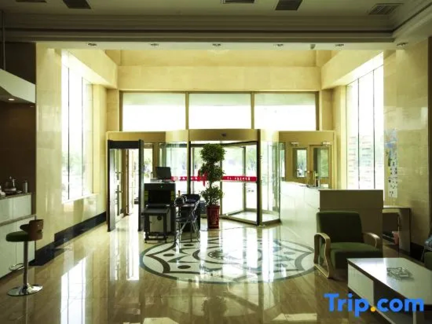 Rujiapai Baiyun Hotel Korla Tianshan East Road