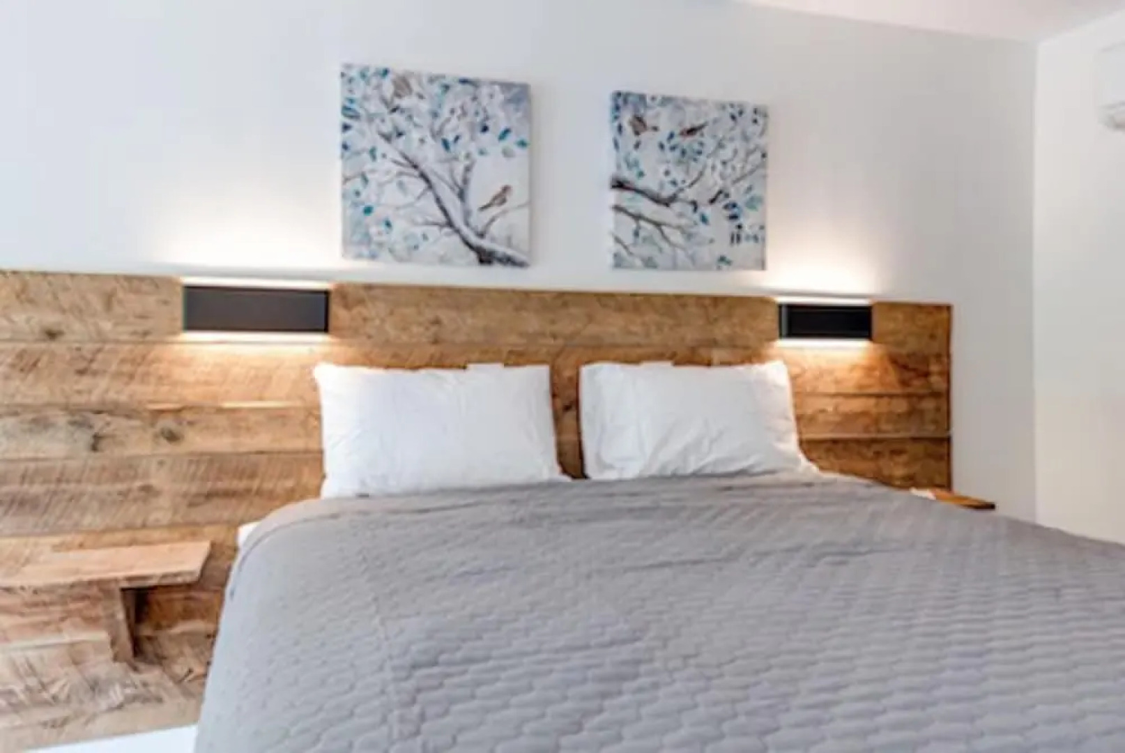 Heart of the Valley Motel