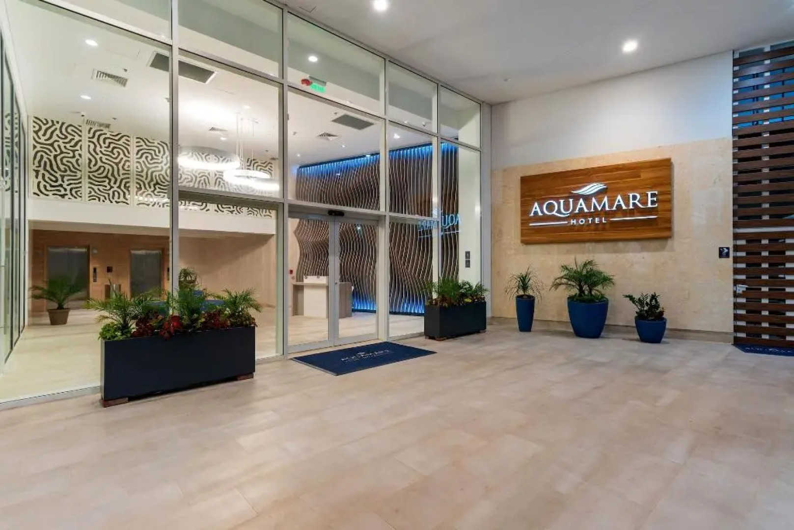 Aquamare Hotel