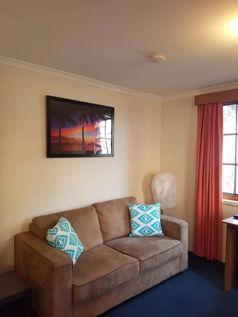 Alanvale Apartments & Motor Inn