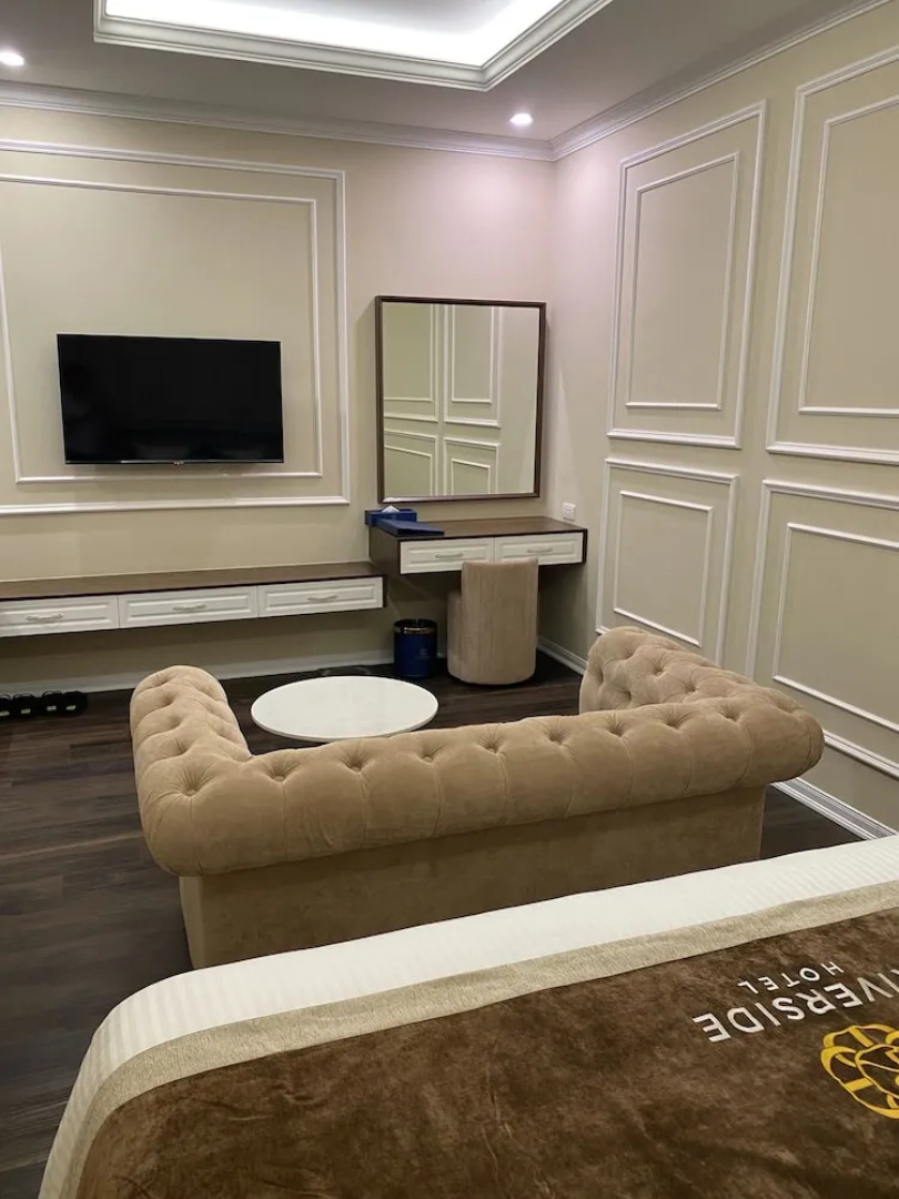 Riverside Hotel Ha Nam