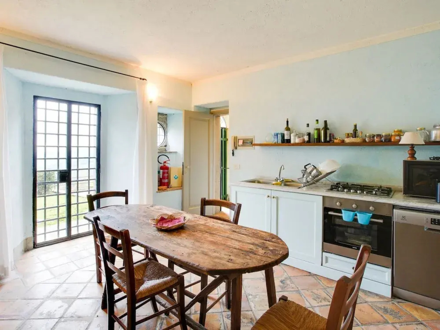 Villa in Rome With Pool & Stunning Views