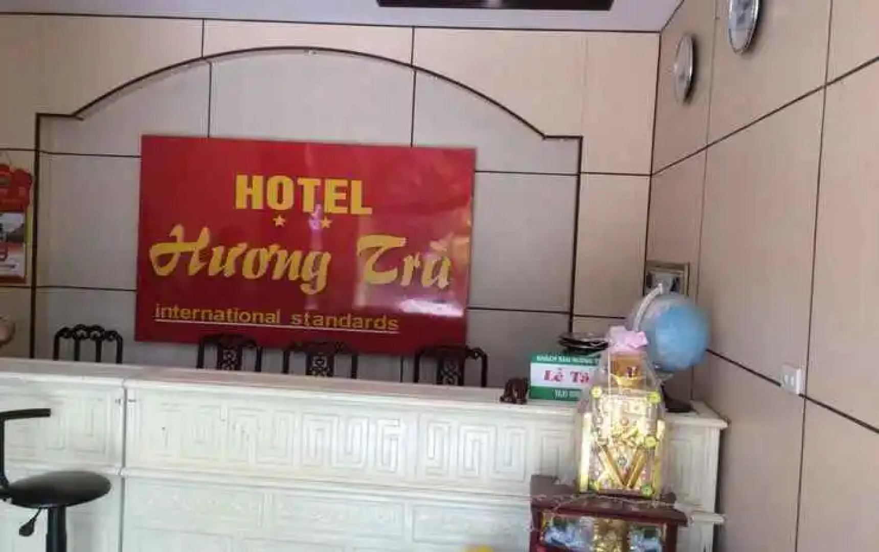 Huong Tra Hotel