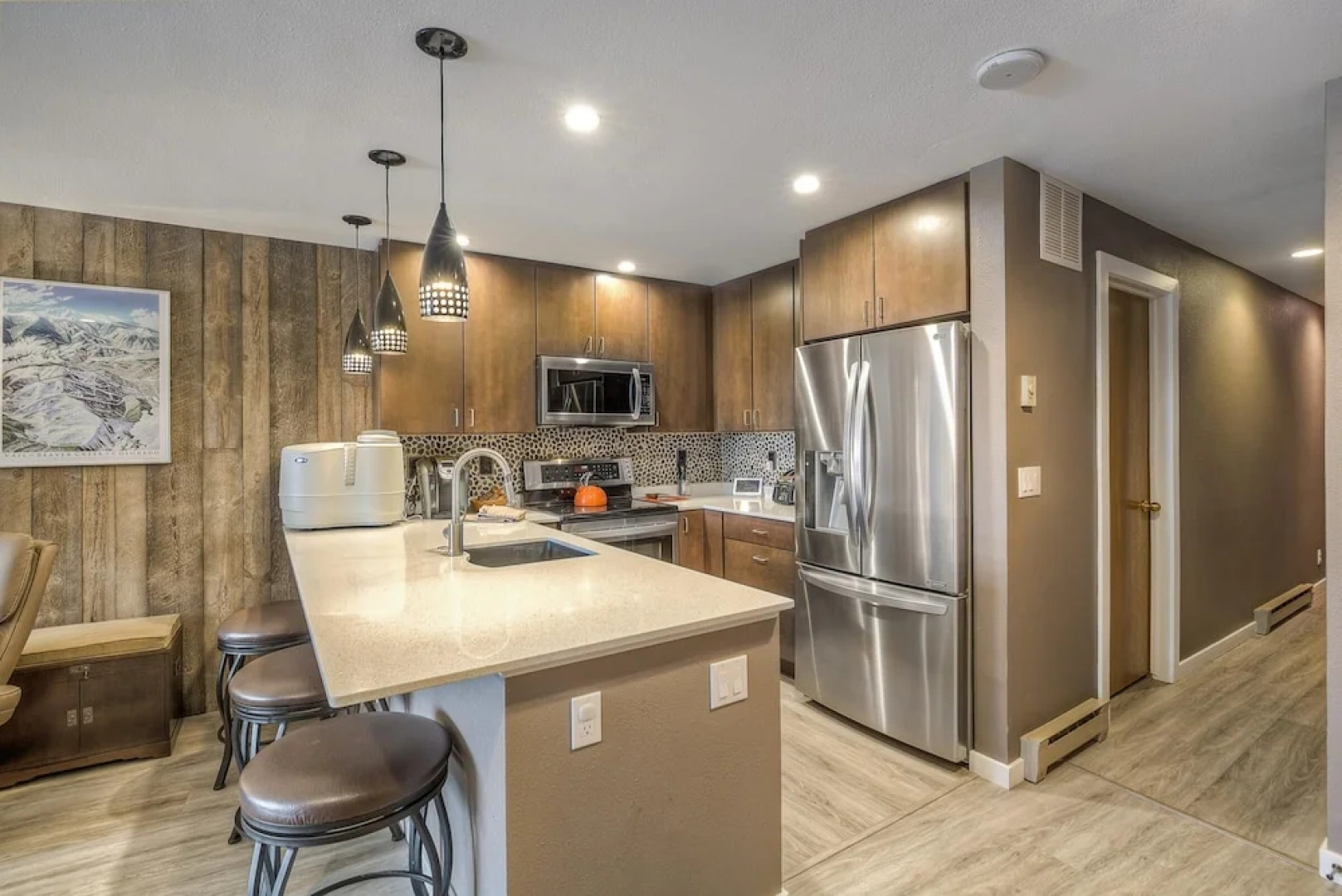 Condo - Walk to Gondola, Sleeps 7