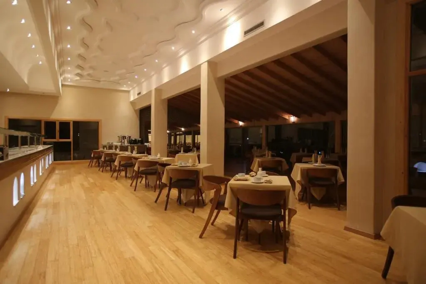 Chateau Eden El Rouh