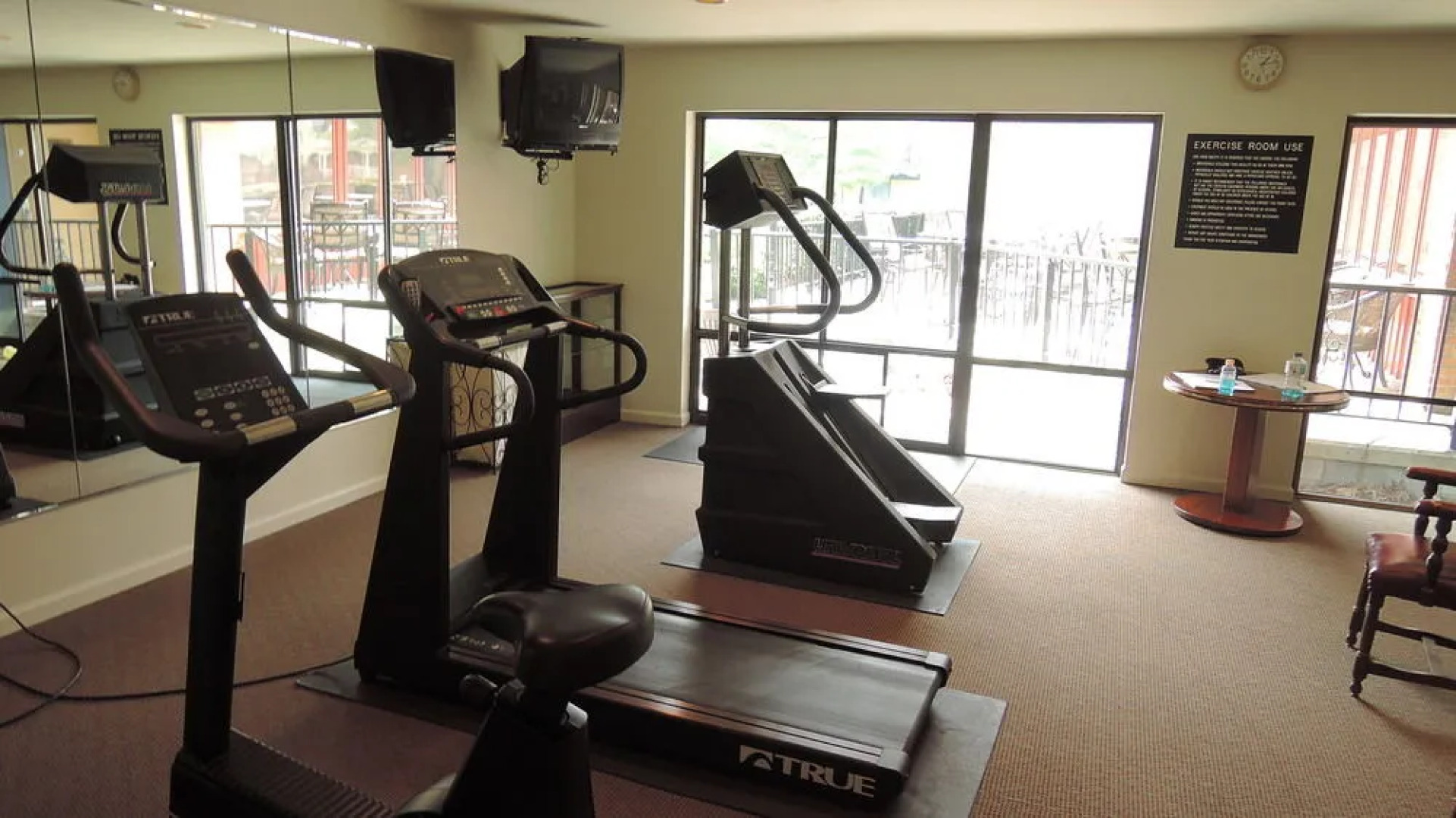 Don Hall's Guesthouse