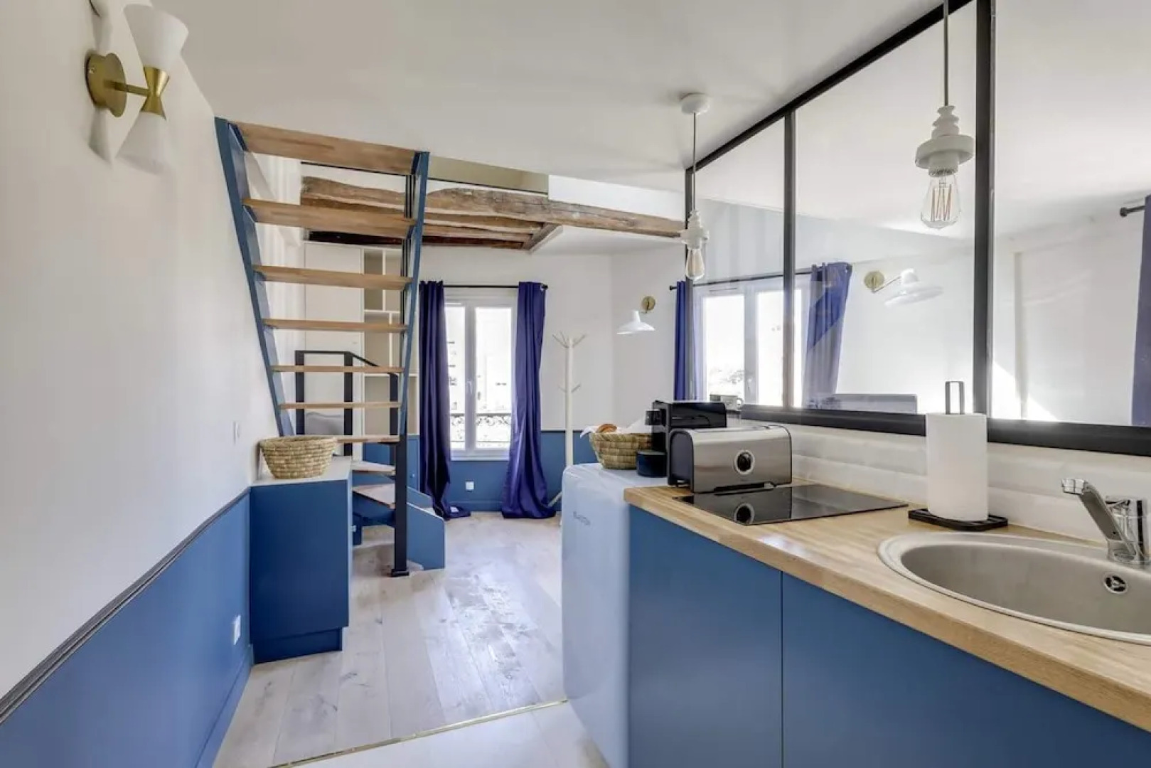 Lovely 2 Bed Apartment in Vanves