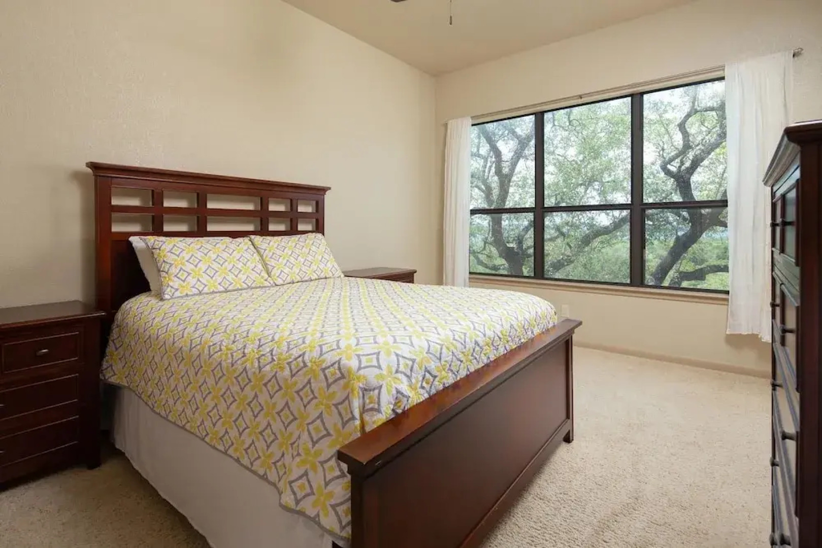 At Canyon Lake CL1233 3 Bedroom Villa by RedAwning