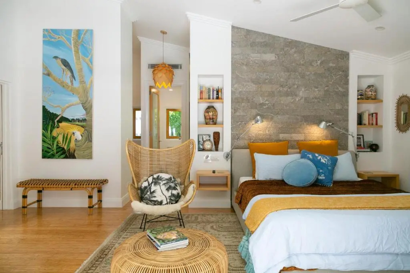 Pineapple Petes Beach House