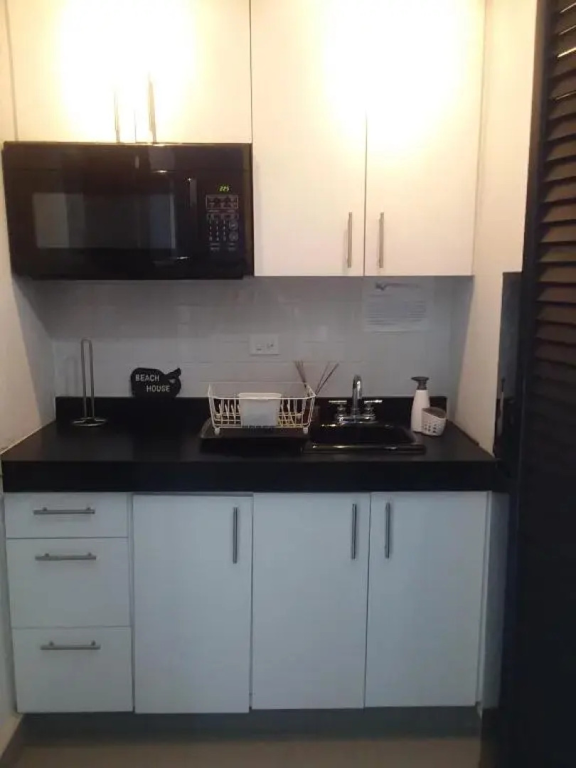 Isla Verde By The Beach Guest House