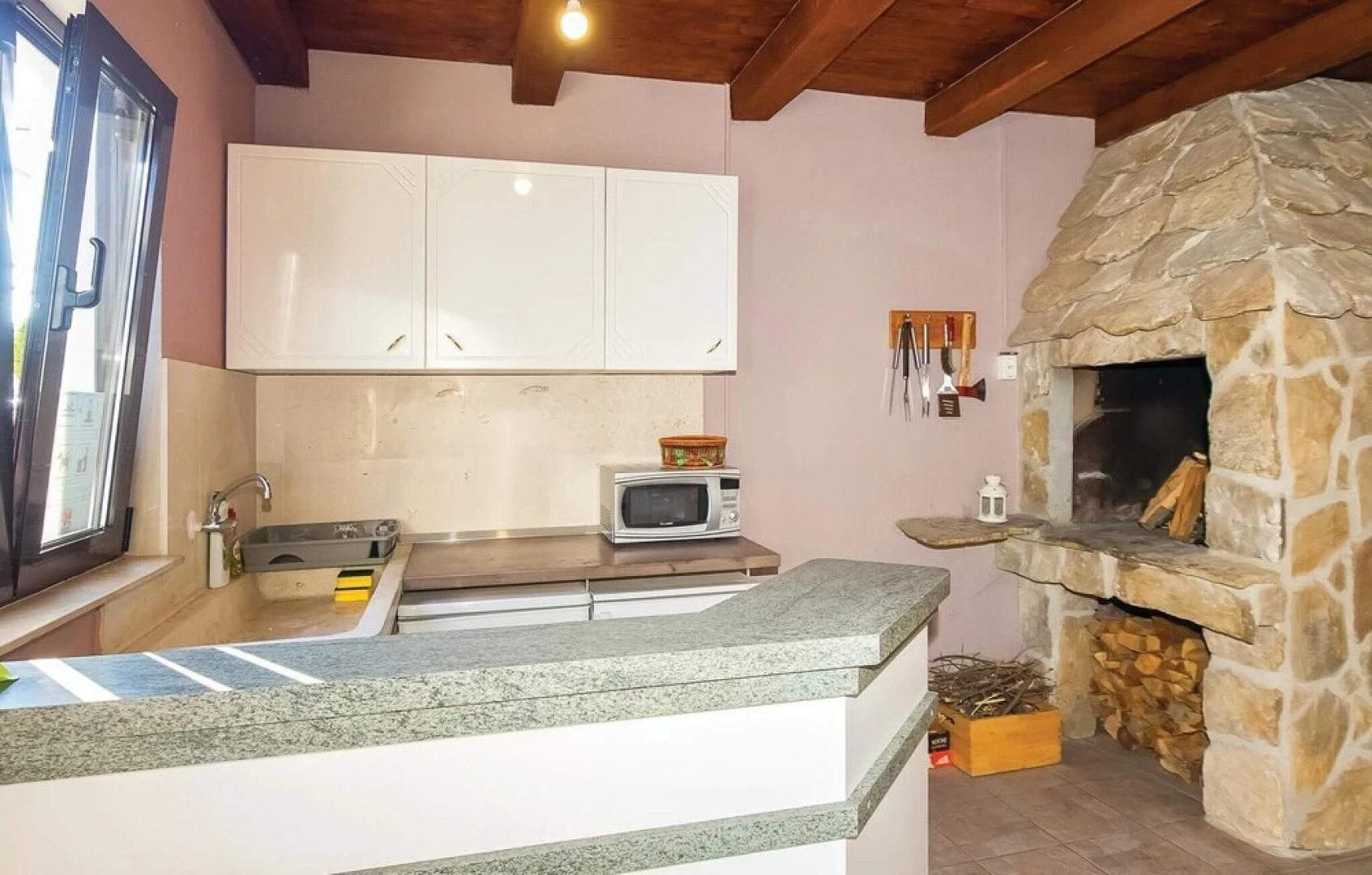 Amazing Home in Omis With Sauna, Wifi and 6 Bedrooms