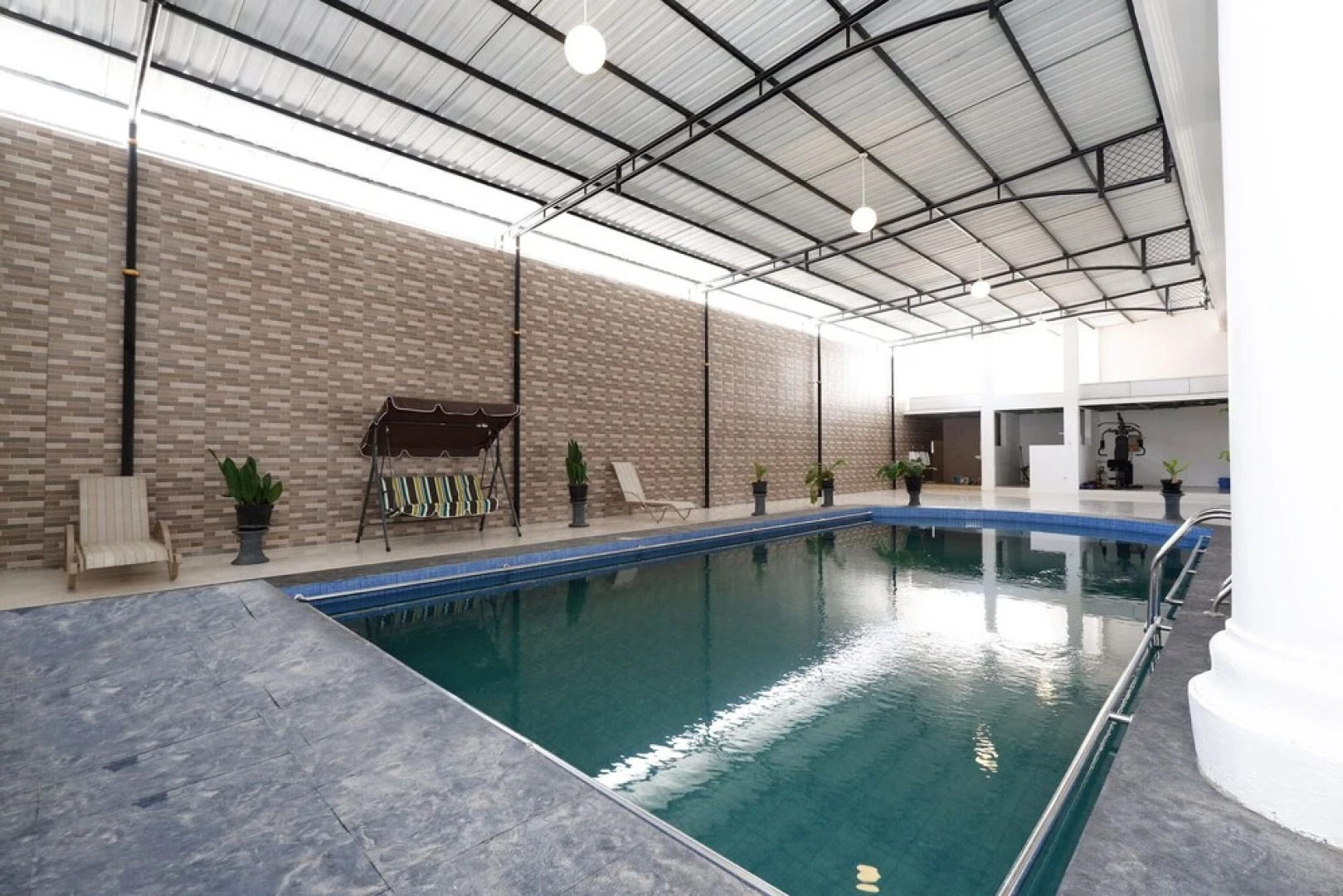 Griya Rw Family Guest House by OYO