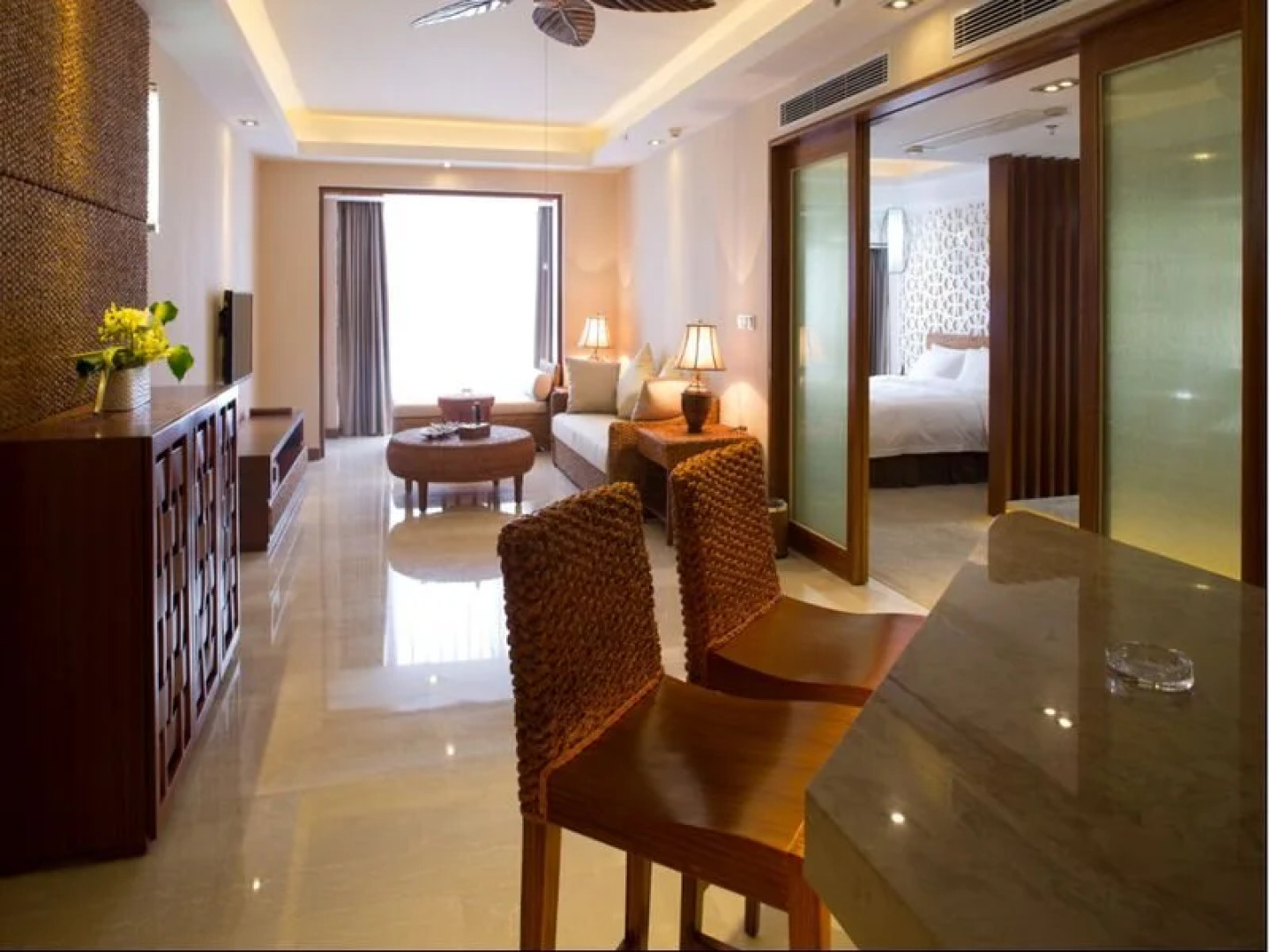 Zhuhai Yinzuo Jingpin Hotel