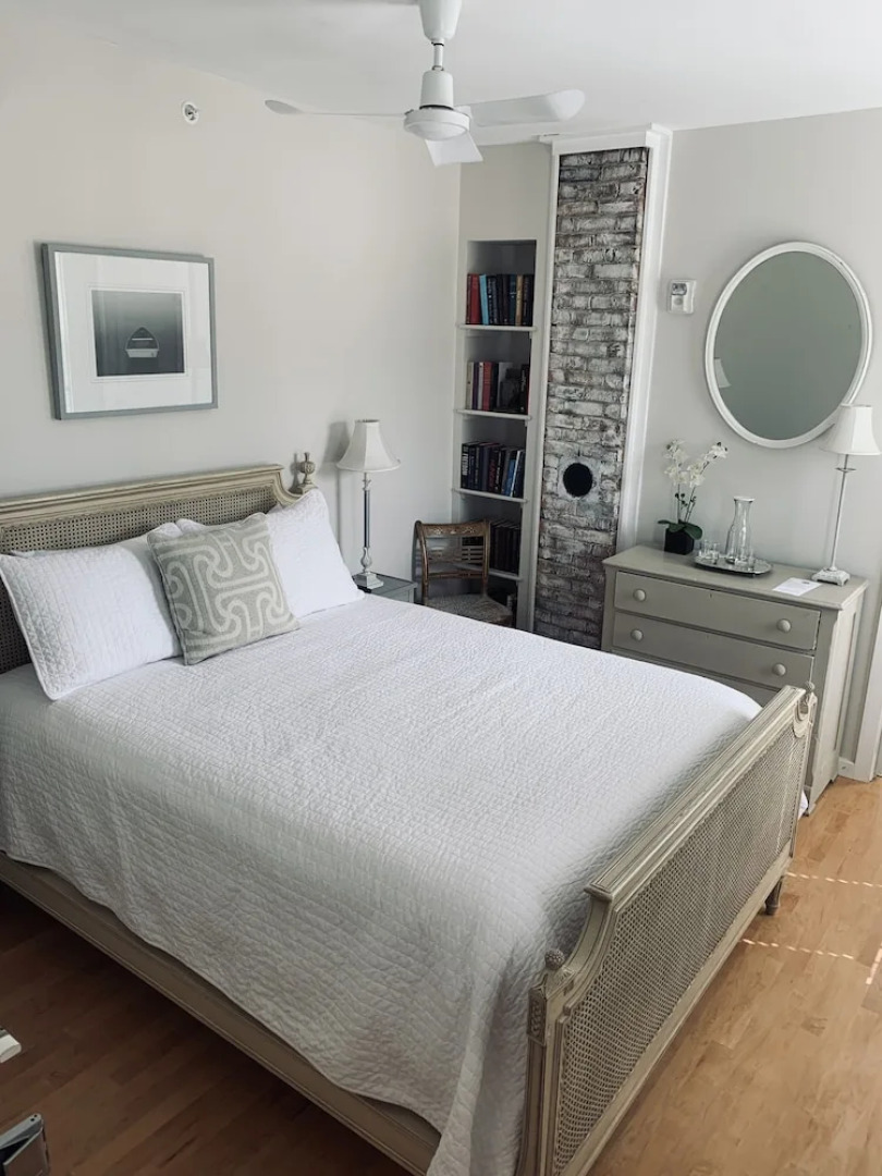 The Orchard House: Inn, Ice Cream, Cafe