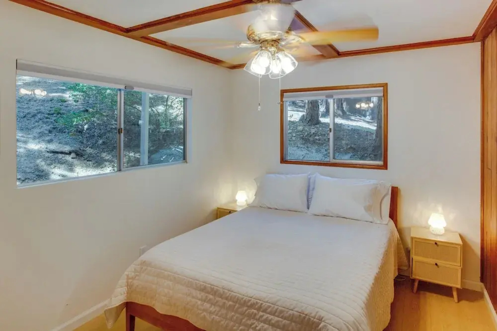 Charming Lake Arrowhead Cabin w/ Deck & Game Room!