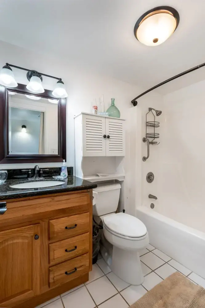 Turtle Bay West Studio With Loft 1 Bedroom Apts by Redawning